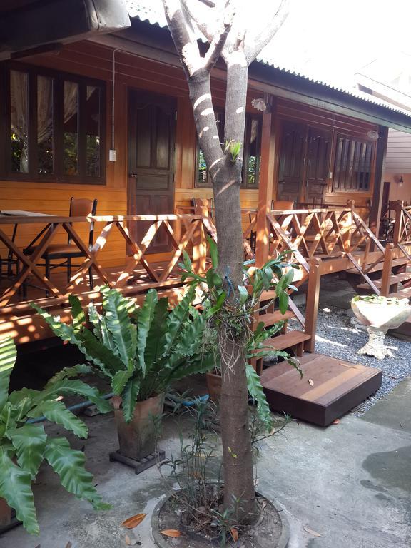 Baan Kong Homestay Phra Nakhon Si Ayutthaya Exterior photo