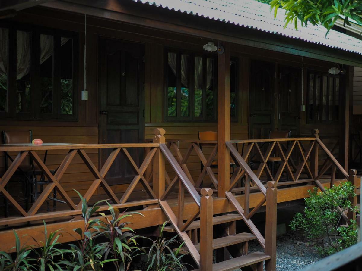Baan Kong Homestay Phra Nakhon Si Ayutthaya Exterior photo